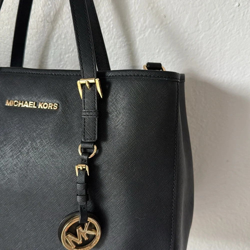Michael Kors Jet Set Travel Tote‎